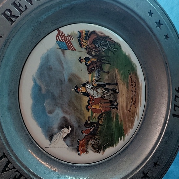 Vintage "The Great American Revolution" plate - Picture 2 of 3